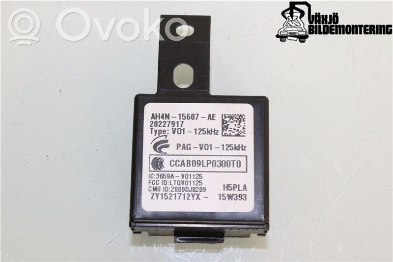 Volvo XC60 Radio antenna 