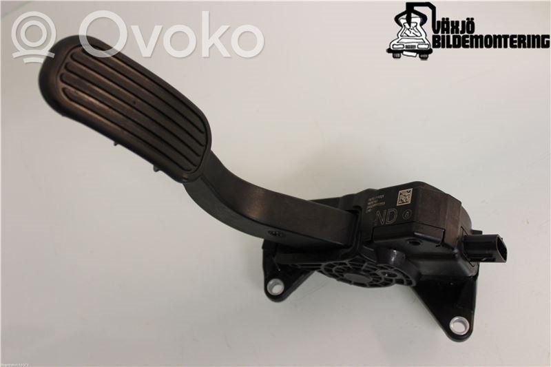 Toyota C-HR I Accelerator throttle pedal 