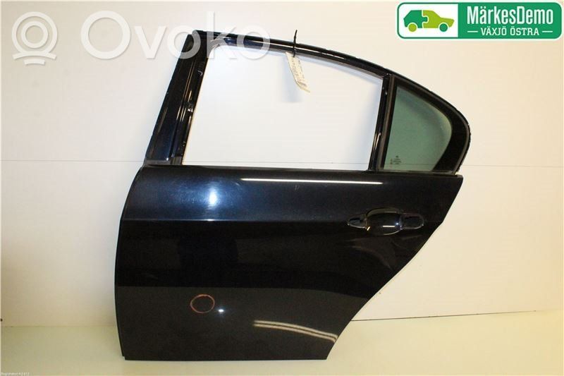 Rear door   41007203647