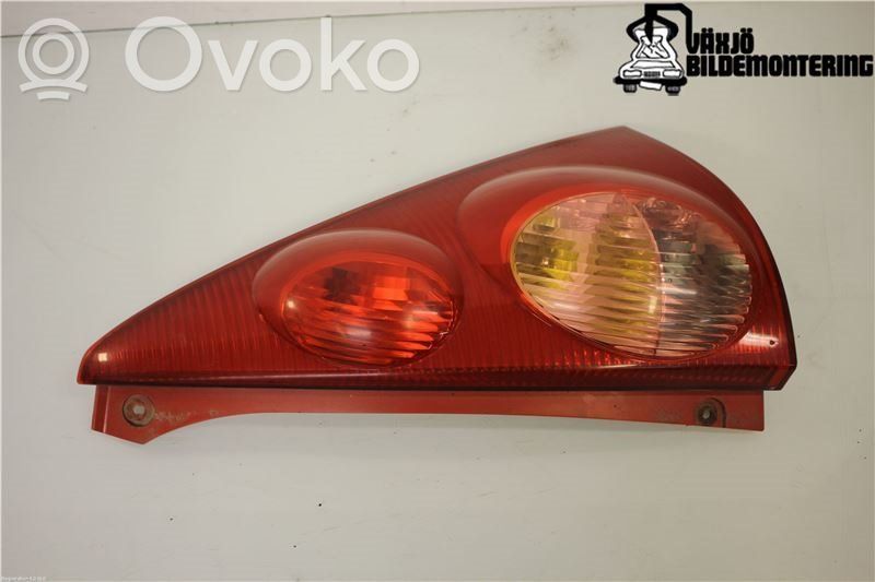 Peugeot 107 Galinis žibintas kėbule 