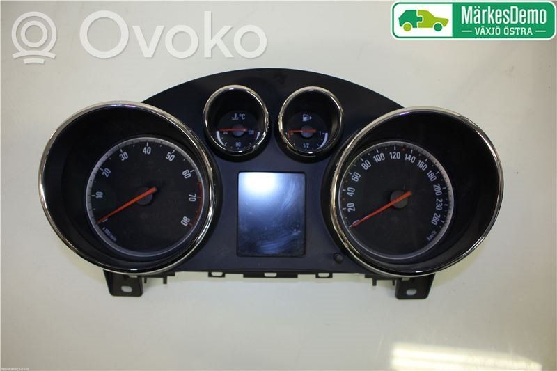 Opel Astra J Spidometras (prietaisų skydelis) 