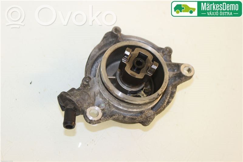 Vacuum pump   11667791232,7791232,7791232