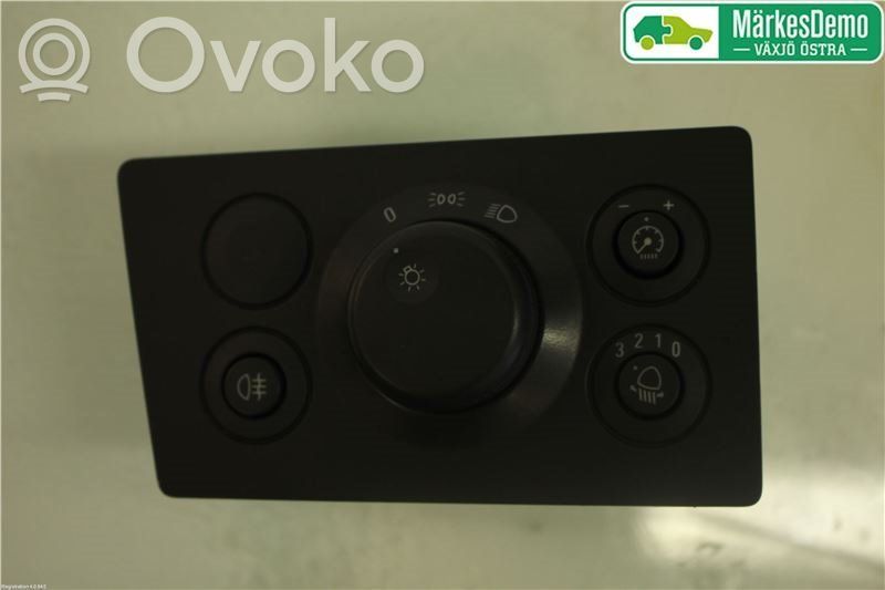 Opel Zafira B Interruptor de luz 
