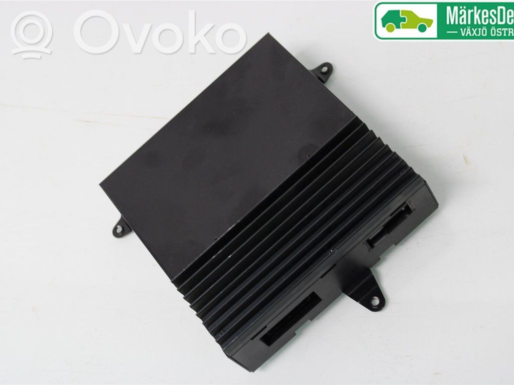 BMW 5 E39 Garso stiprintuvas 