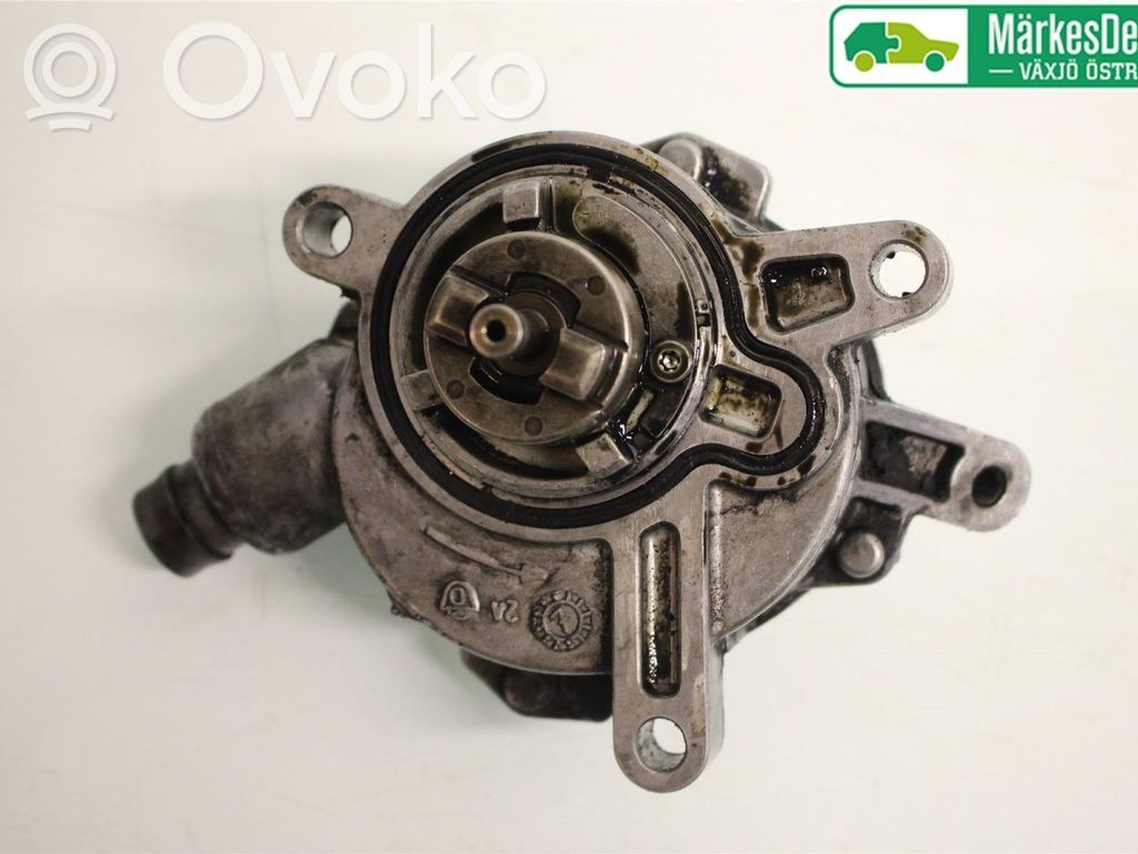Volvo V70 Vacuum pump 