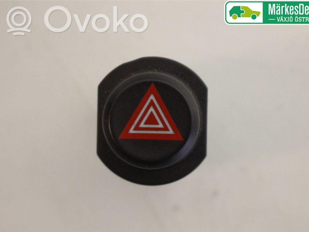 Opel Astra K Hazard light switch 