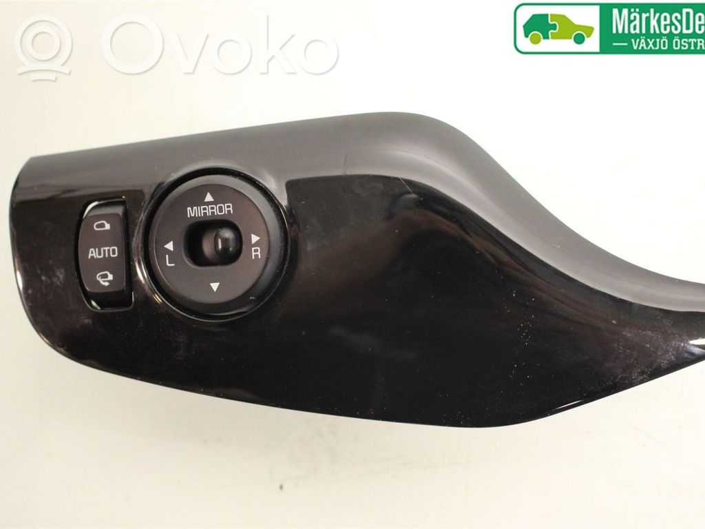 Wing mirror switch   93530A2050WK