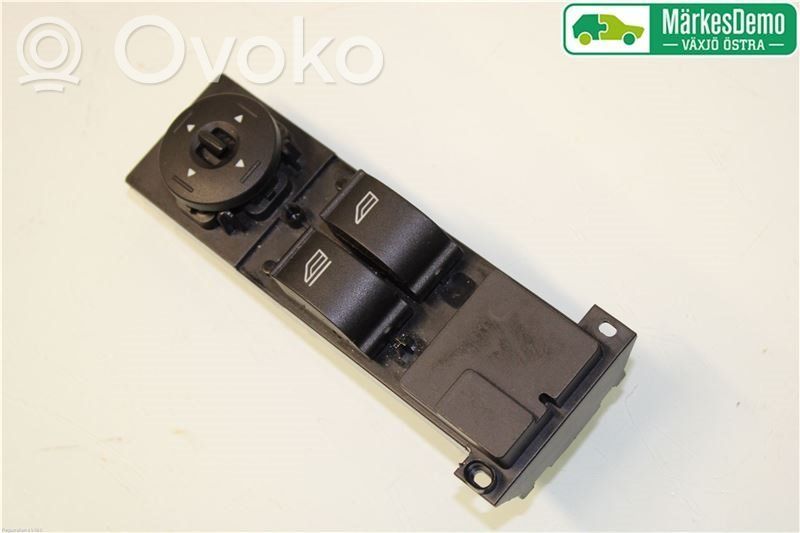 Ford Focus Electric window control switch 