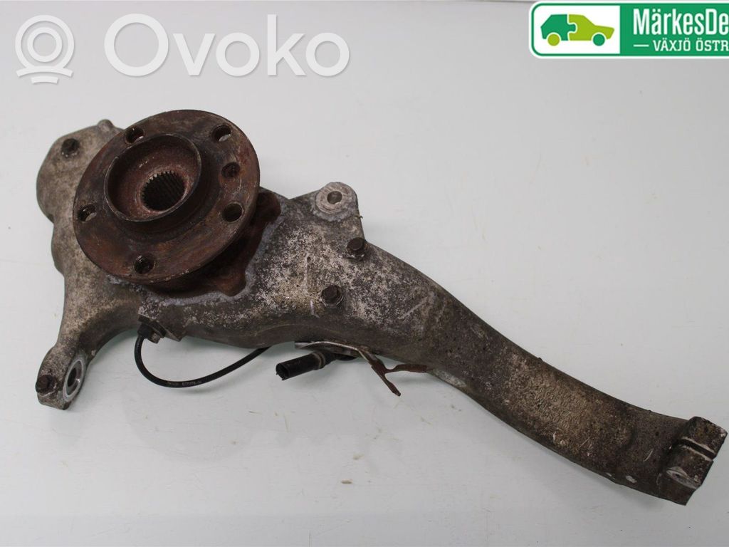 BMW X5 E70 Priekšējā riteņa rumbas vārpstas šarnīrs (stupica, capfa) 