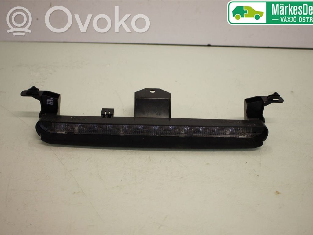 Volvo V70 Third/center stoplight 