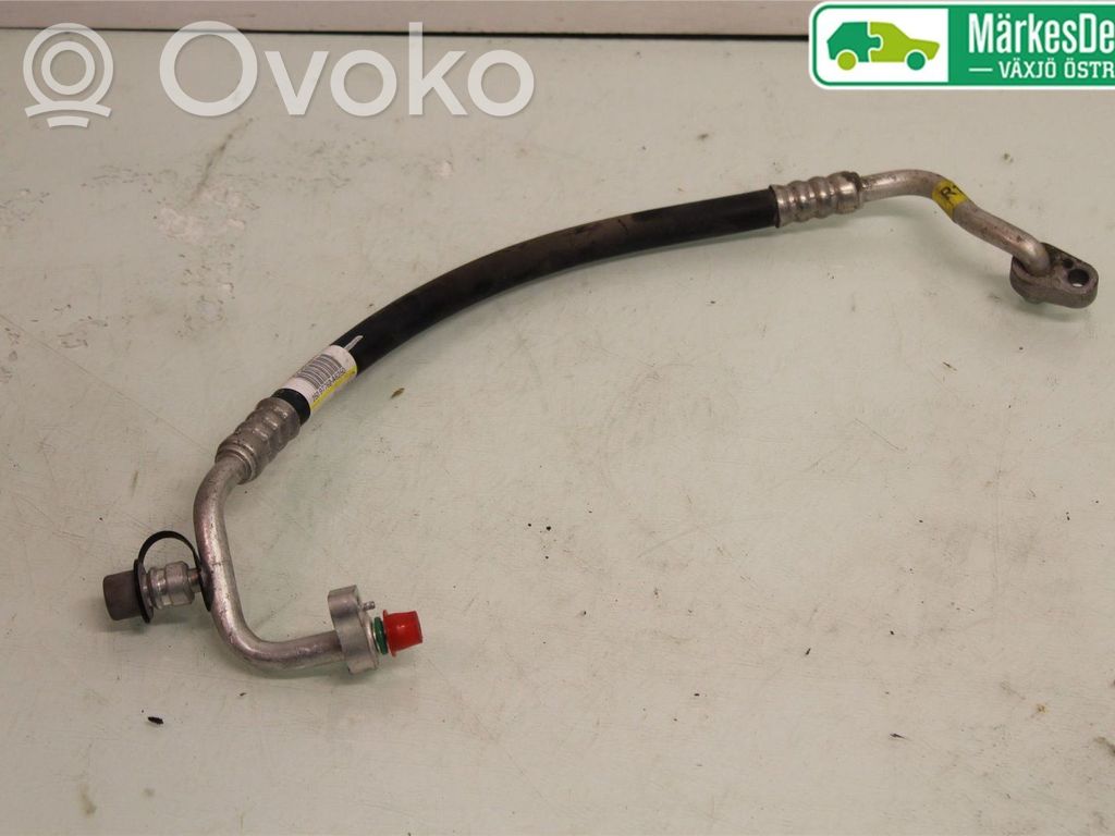 Ilmastointilaitteen putki (A/C)   97762A6250
