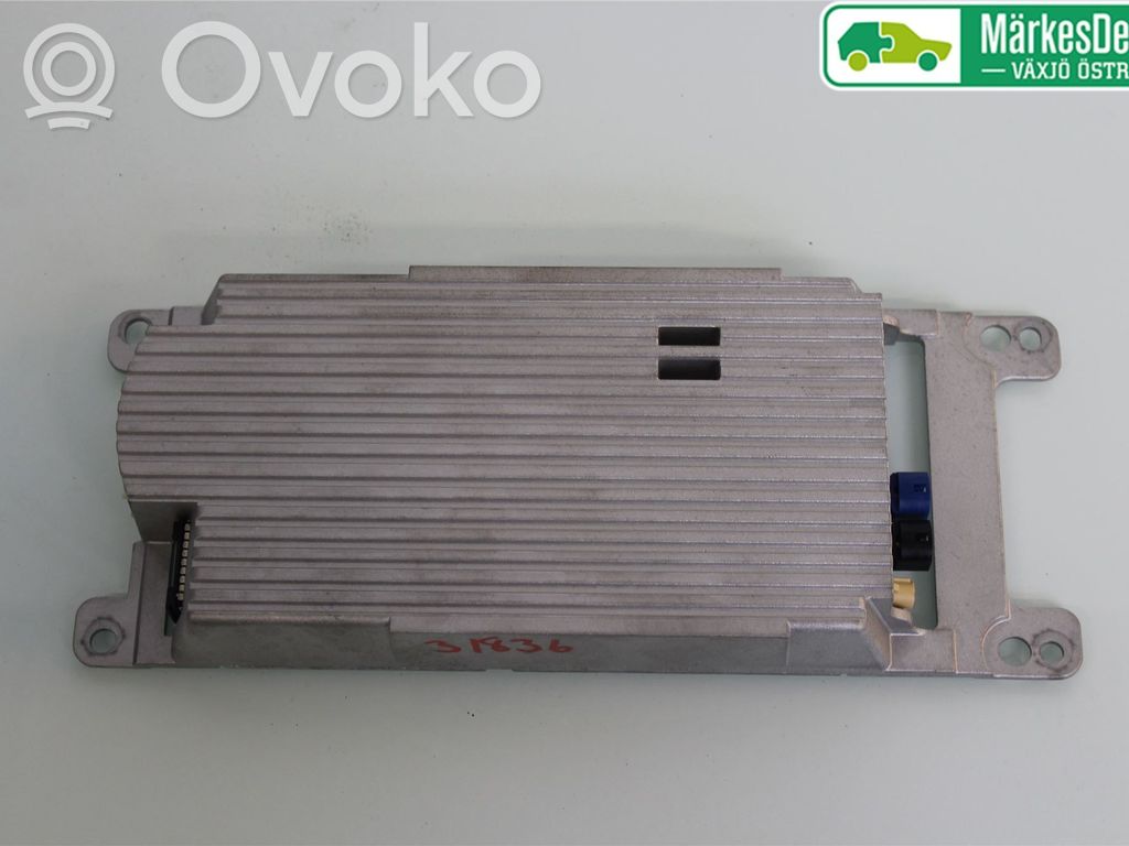 BMW X3 F25 Sound amplifier 