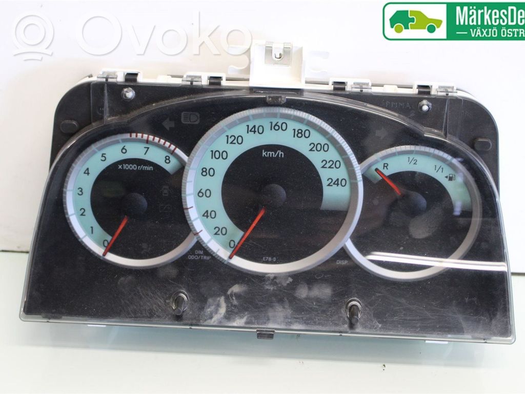 Toyota Corolla Verso AR10 Nopeusmittari (mittaristo) 