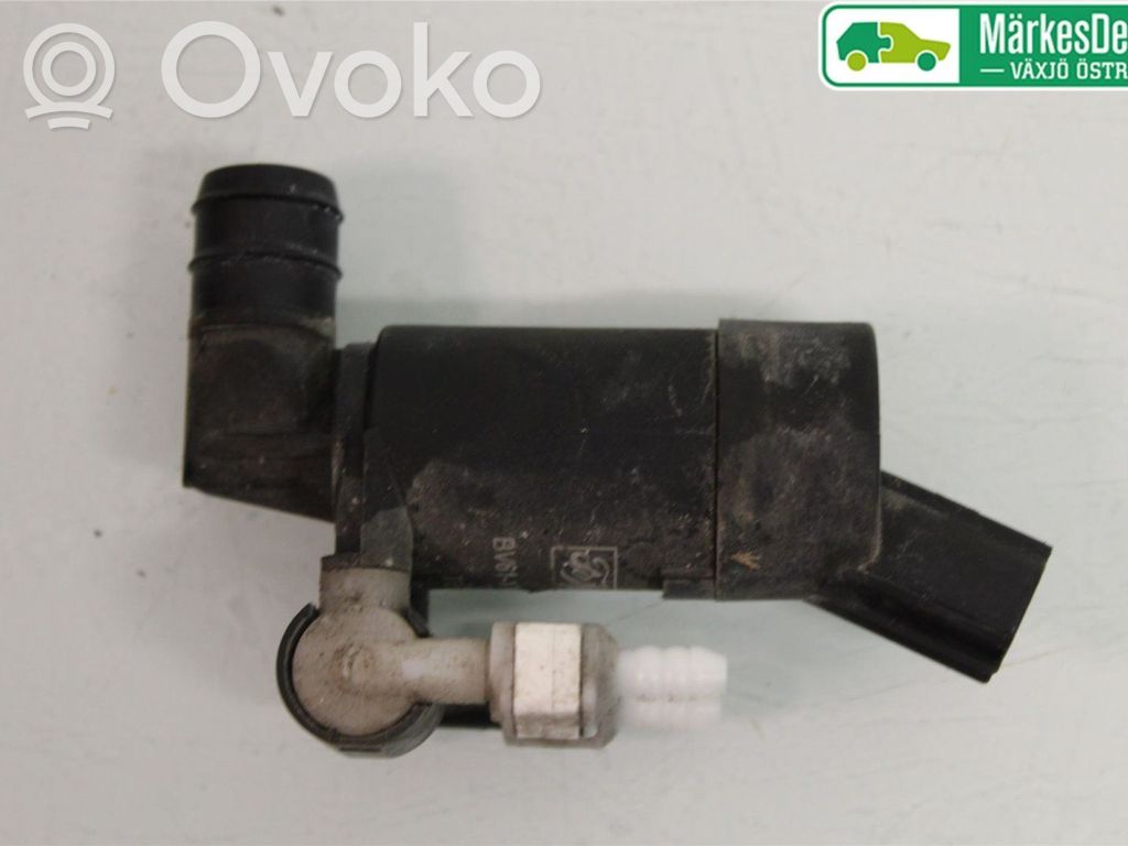 Ford Focus Windscreen/windshield washer pump 