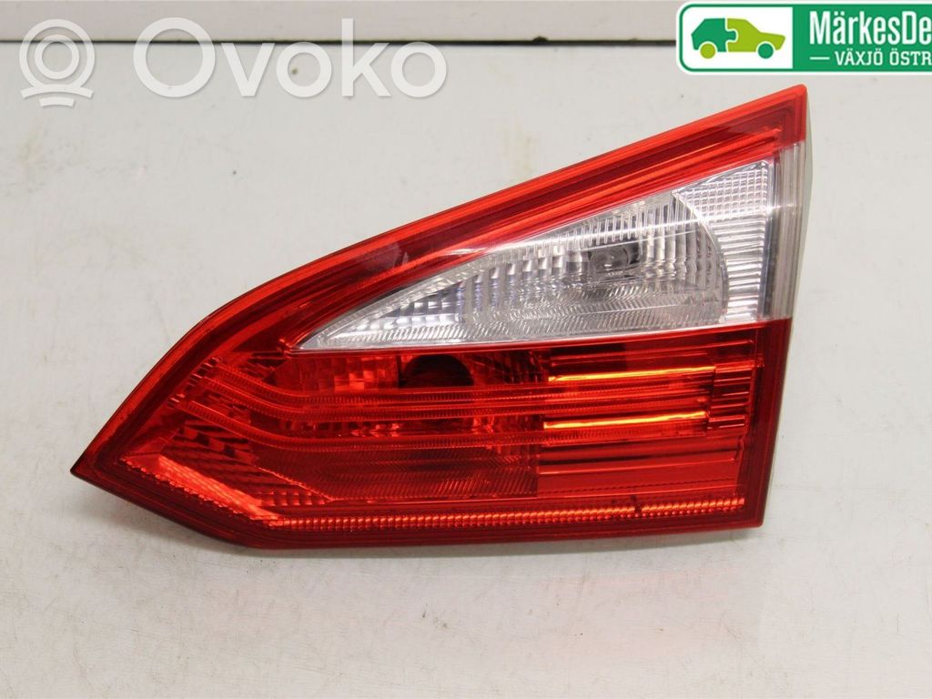 Ford Focus Tailgate rear/tail lights 