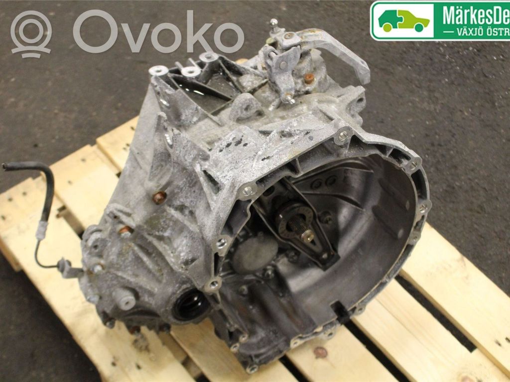 BMW 2 F45 Manualna 6-biegowa skrzynia biegów 