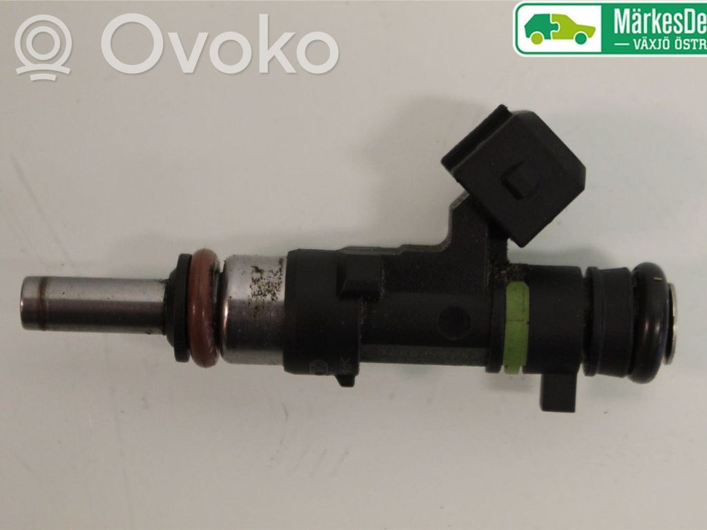 Opel Combo D Polttoainesuutin 