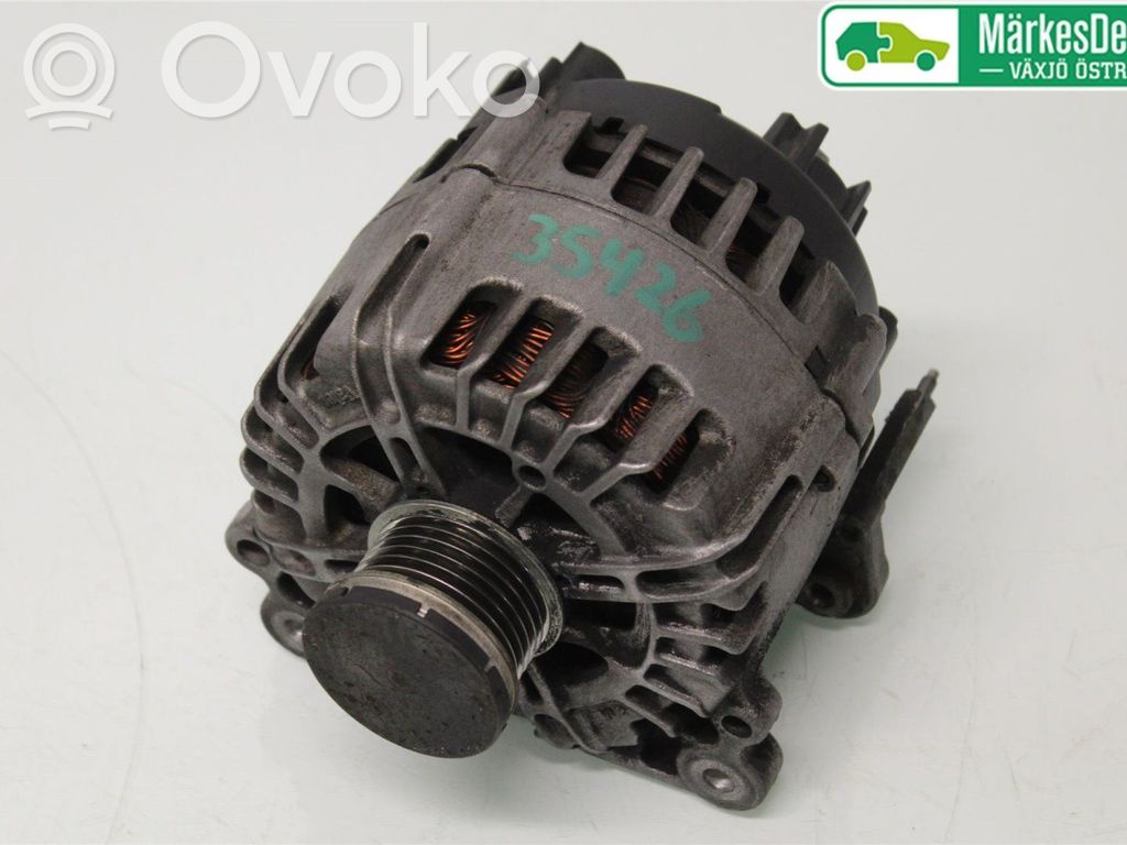 Volkswagen PASSAT B7 Alternator 