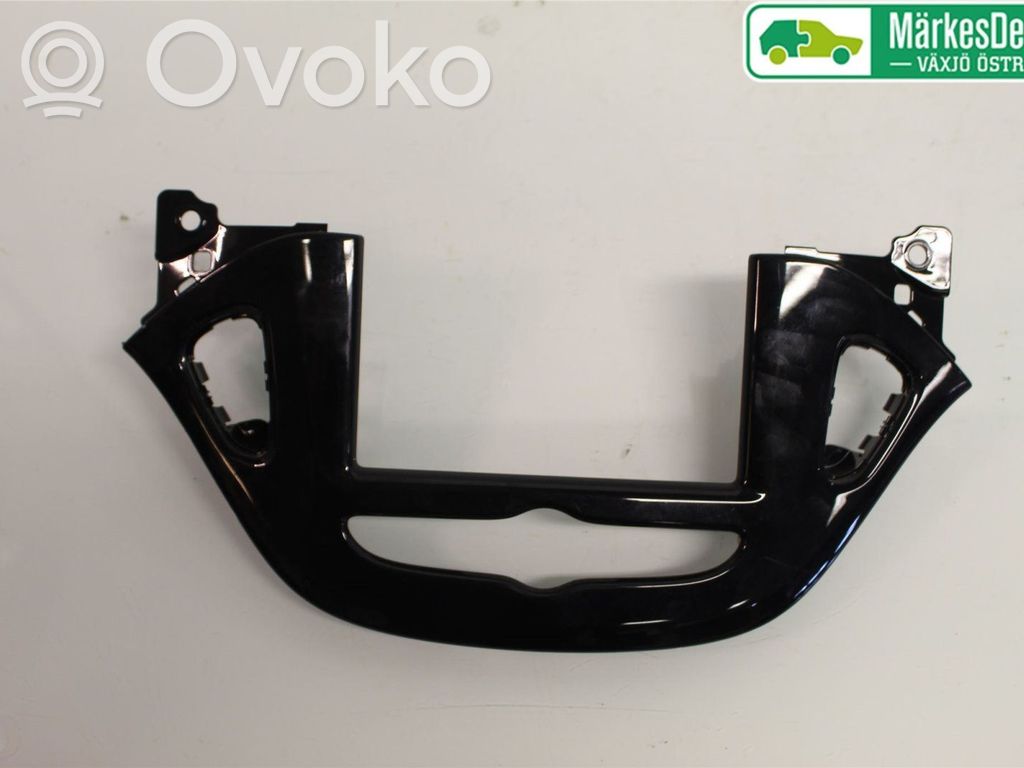 Opel Corsa E Dashboard trim 