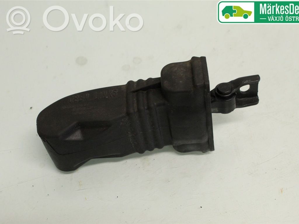 Audi A1 Front door check strap stopper 