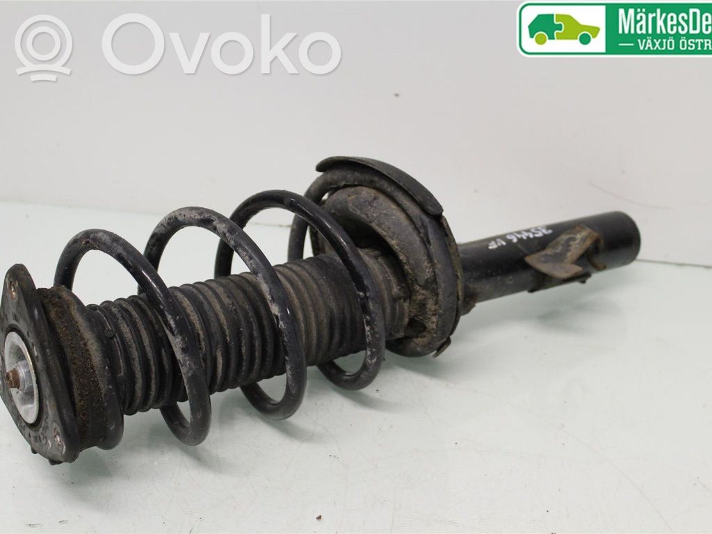Ford Focus Amortyzator osi przedniej ze sprężyną 