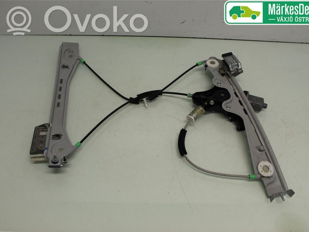 Elektryczny podnośnik szyby drzwi przednich   84334537,23243912,23243912