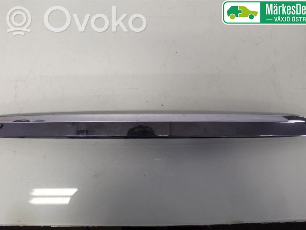 Mercedes-Benz B W246 W242 Uchwyt / Rączka zewnętrzna otwierania klapy tylnej / bagażnika 