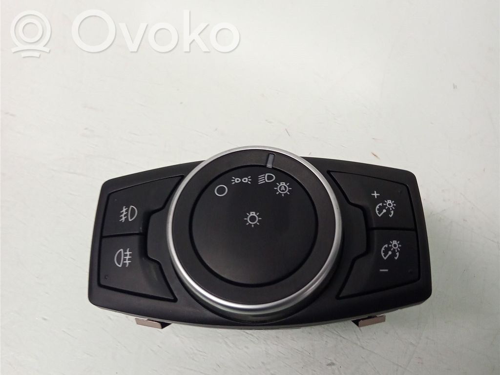 Ford Focus Light switch 