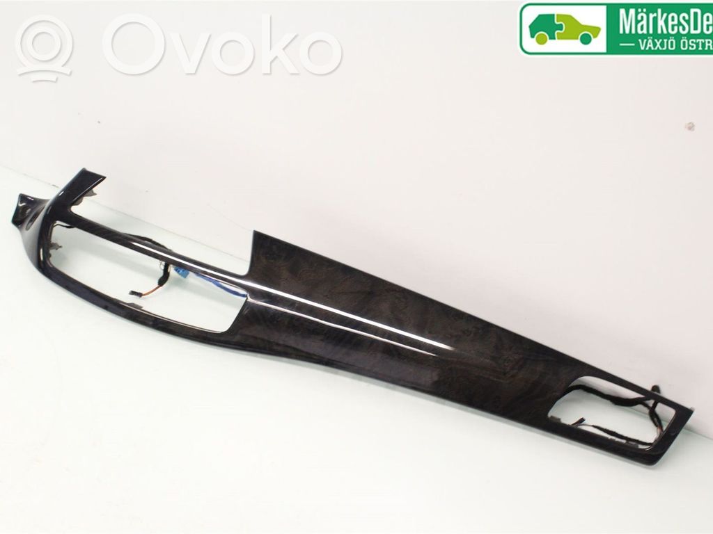 Mercedes-Benz CLS C218 X218 Ramka schowka deski rozdzielczej 