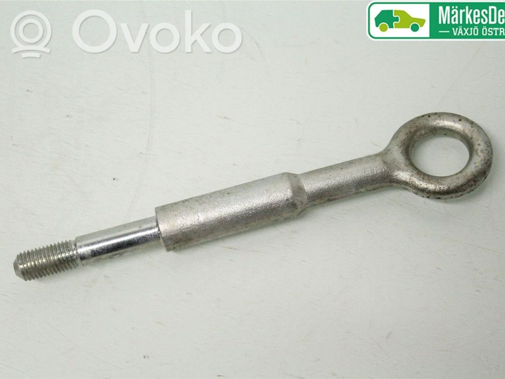 Volvo V40 Cross country Anillo de remolque 