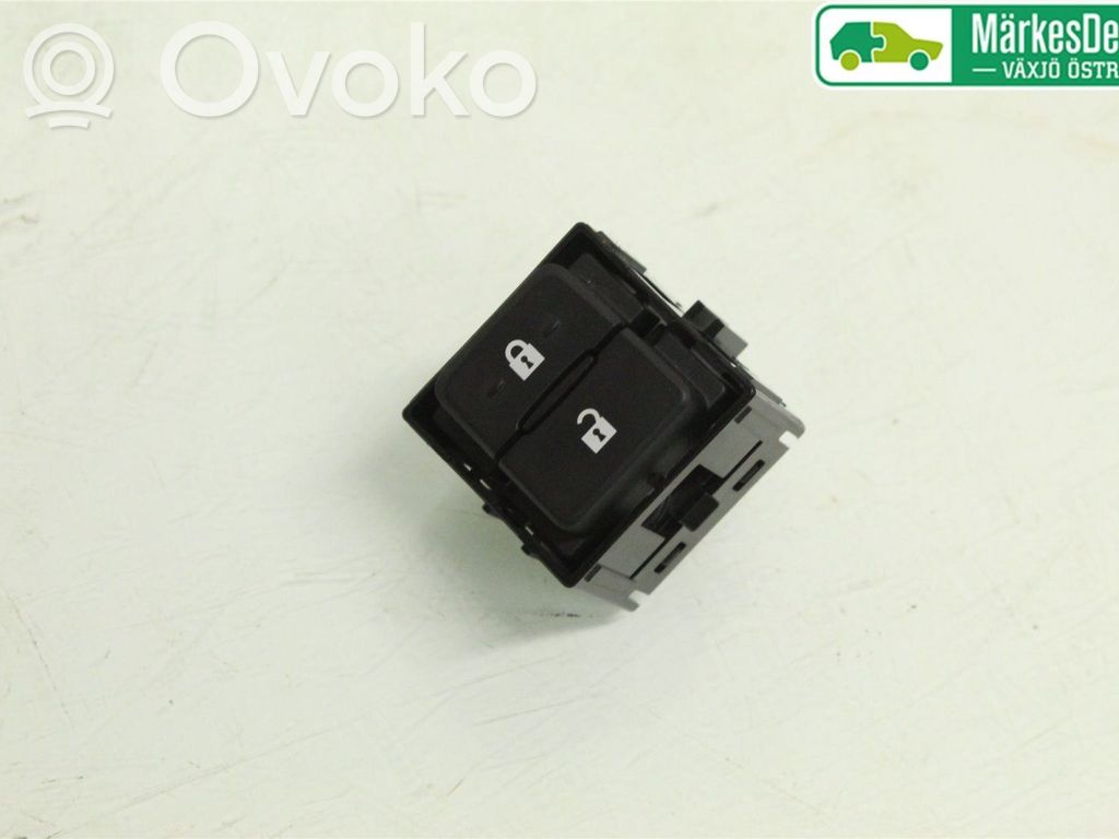 Lexus UX Central locking switch button 