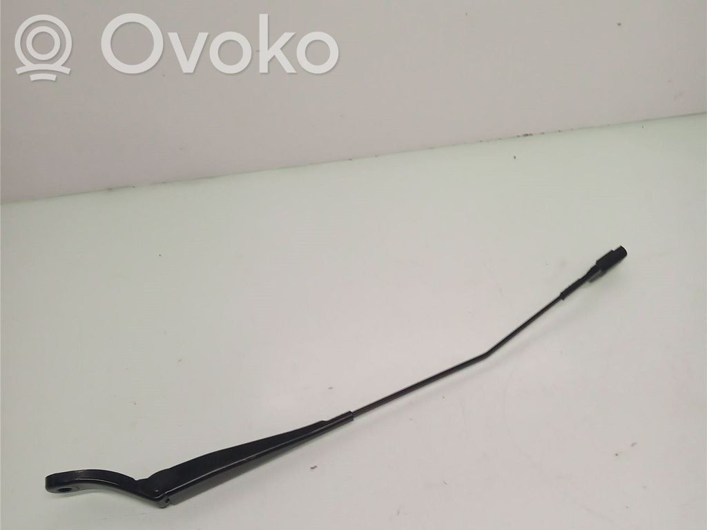Citroen Berlingo Front wiper blade arm 