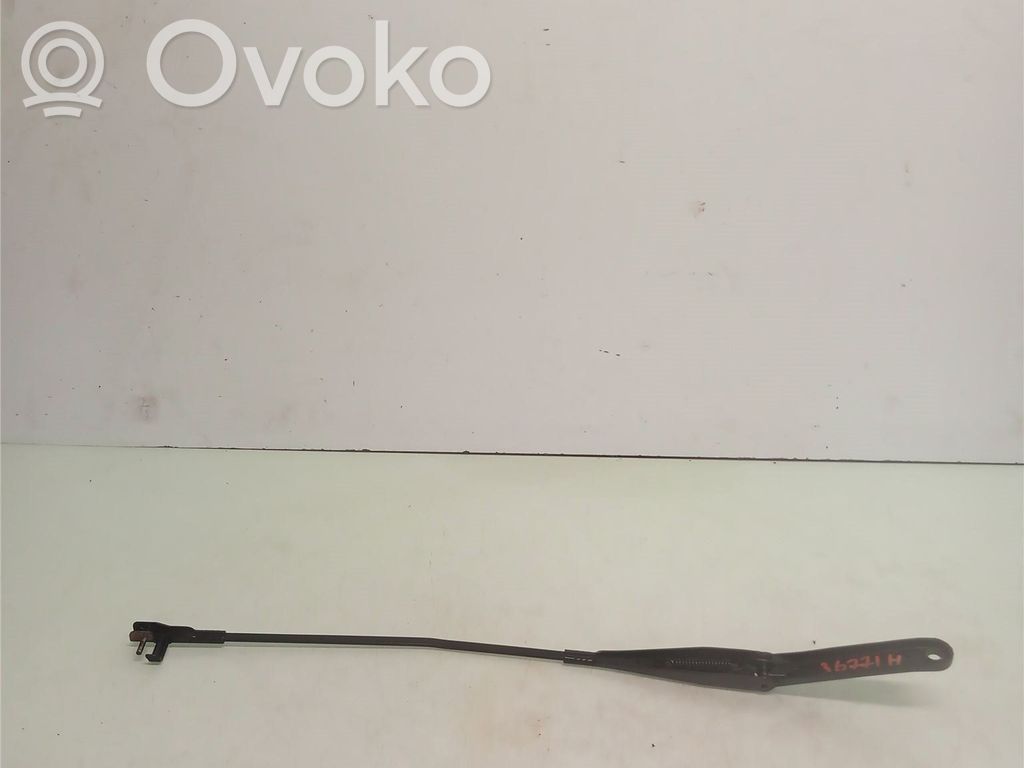 Ford Focus Front wiper blade arm 