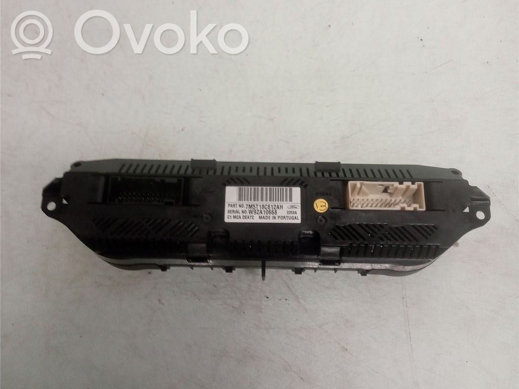 Ford Focus Climate control unit 