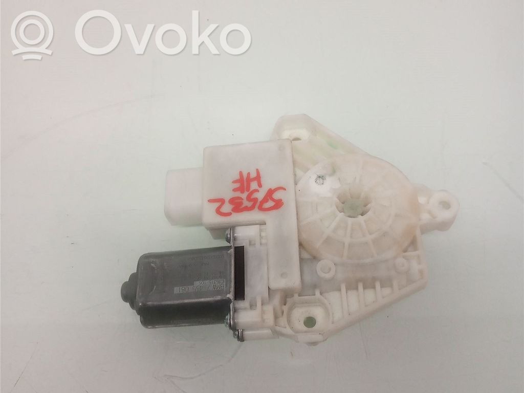BMW 5 G30 G31 G38 Silnik regulatora szyby drzwi przednich 