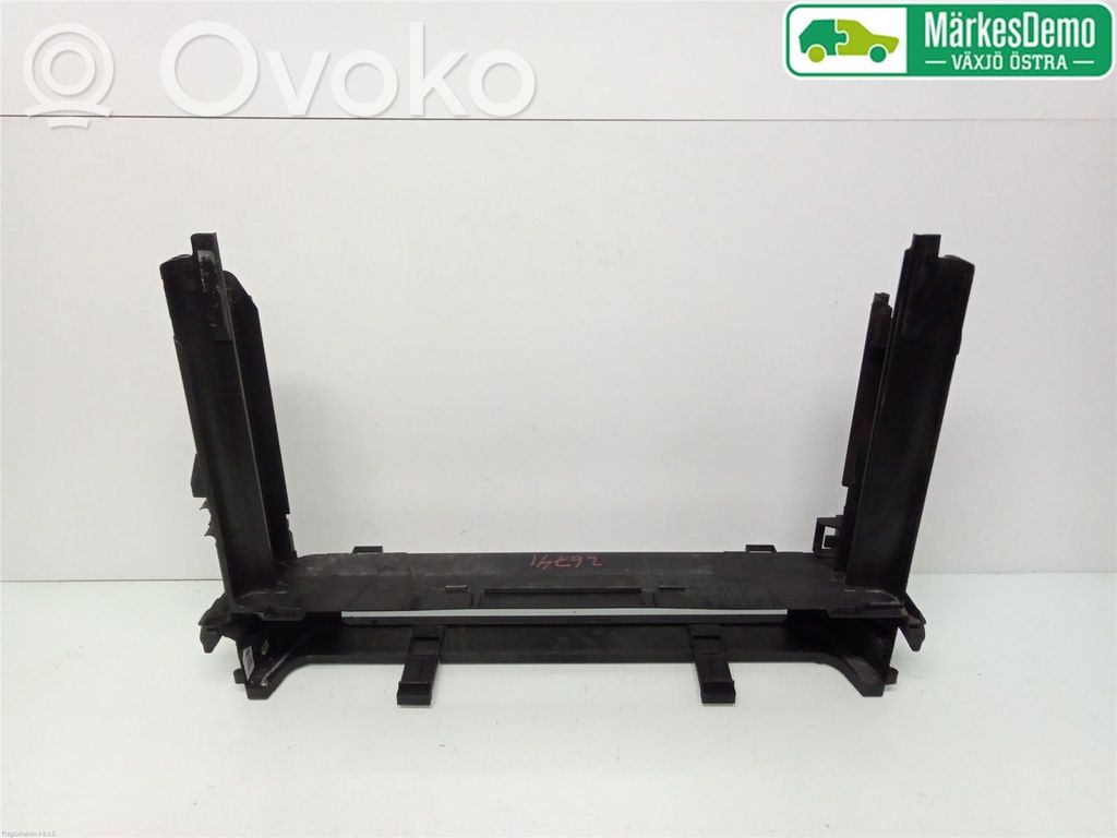 Support, fixation radiateur   17117787443