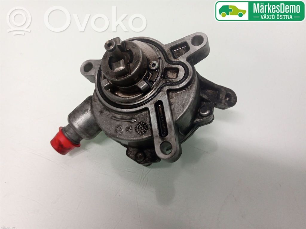 Volvo V70 Vacuum pump 