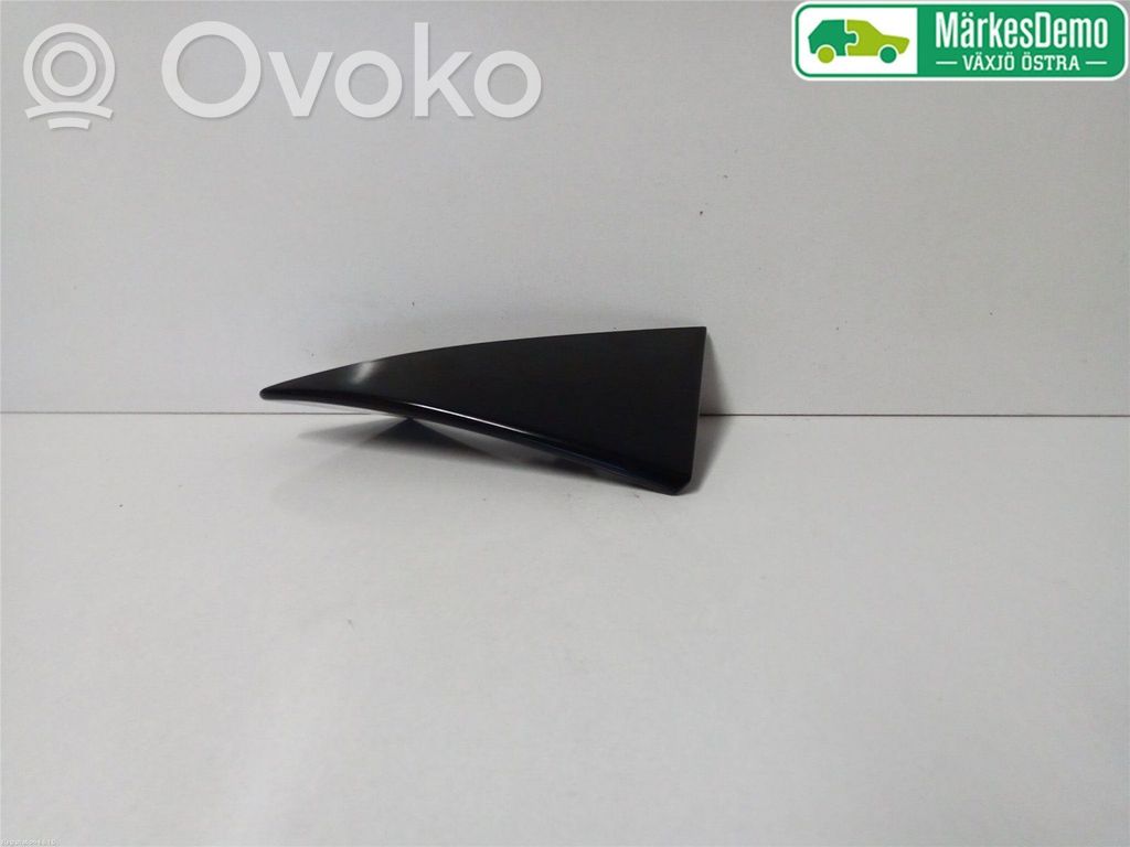 Tailgate/trunk spoiler   D10E519B0A,D10E519B0,D10E519B0