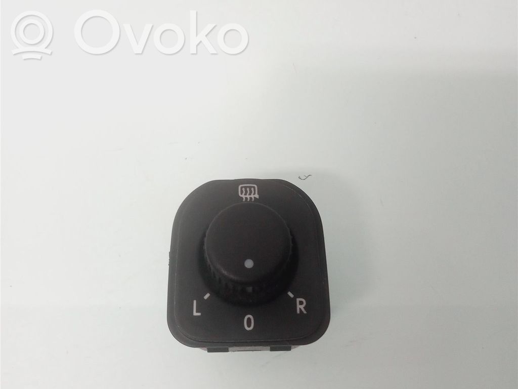 Volkswagen Amarok Comutator oglinzi laterale 