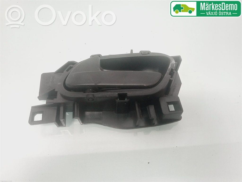 Peugeot Partner Front door interior handle 