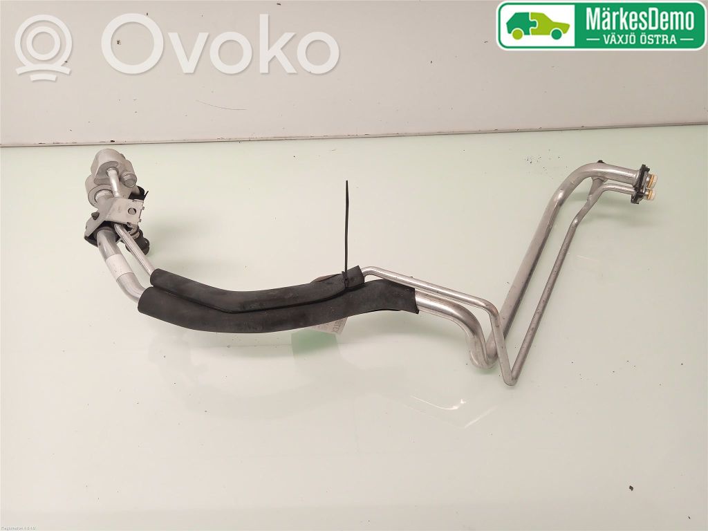 Volvo V40 Ilmastointilaitteen putki (A/C) 