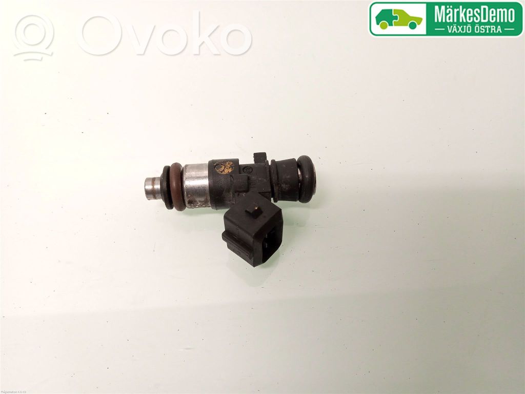 Renault Clio III Inyector de combustible 