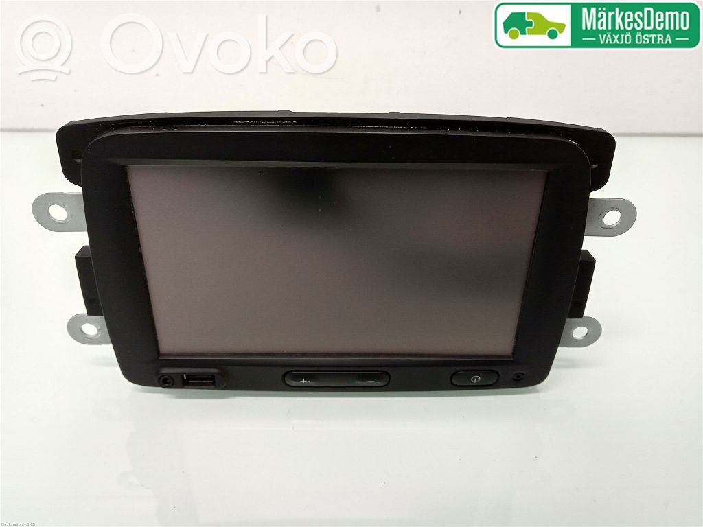 Opel Vivaro Radio/CD/DVD/GPS head unit 
