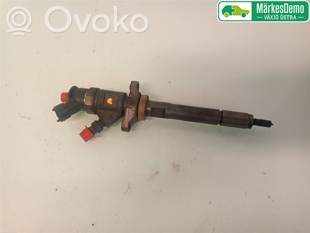 Fuel injector   1633633