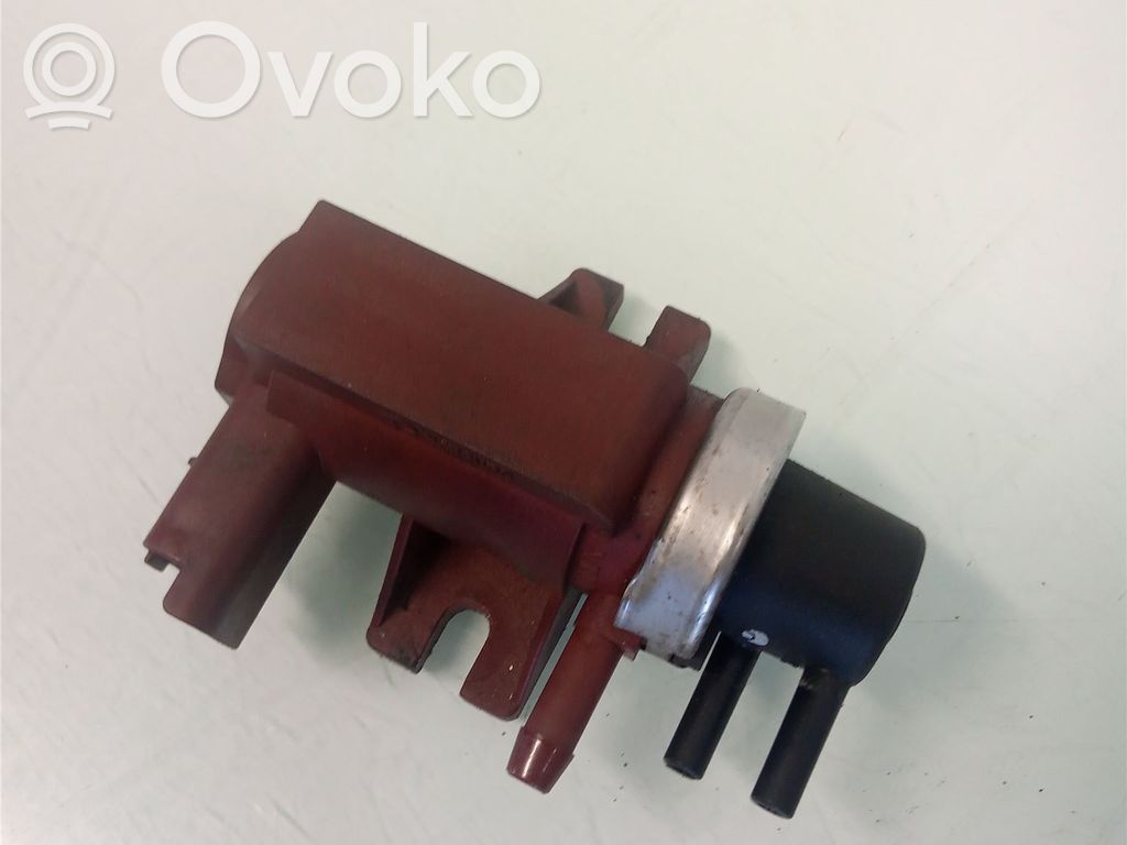 Vacuum valve   1313848