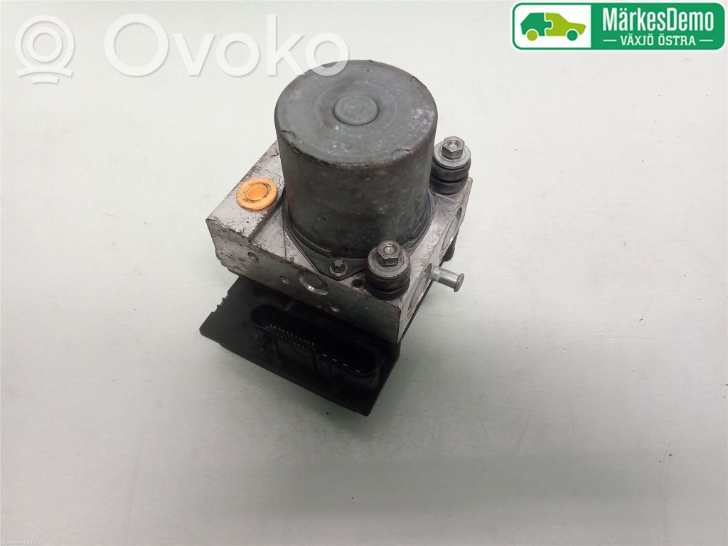 Nissan Note (E11) ABS Pump 