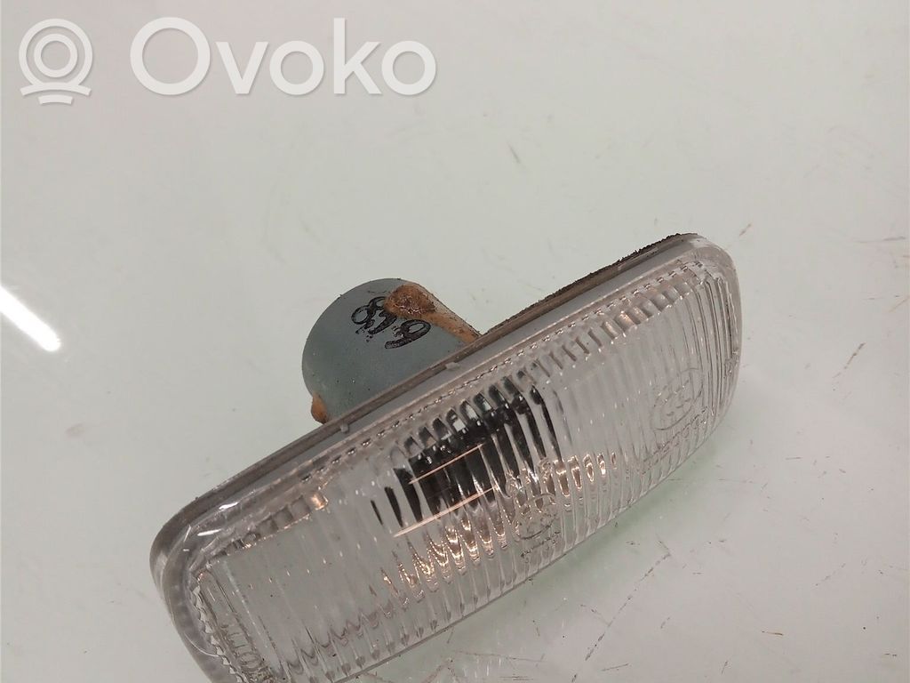 Jeep Cherokee Front fender indicator light 