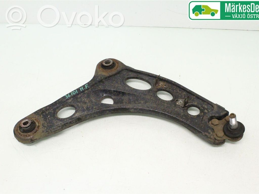 Opel Vivaro Вилы 