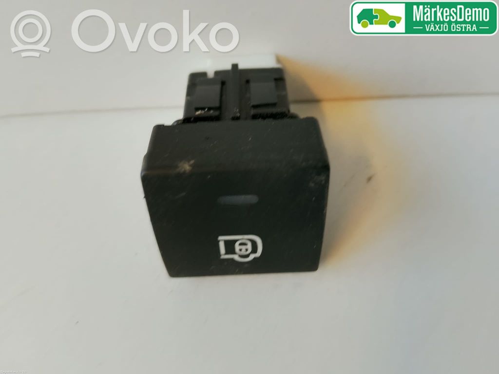 Citroen Berlingo Central locking switch button 