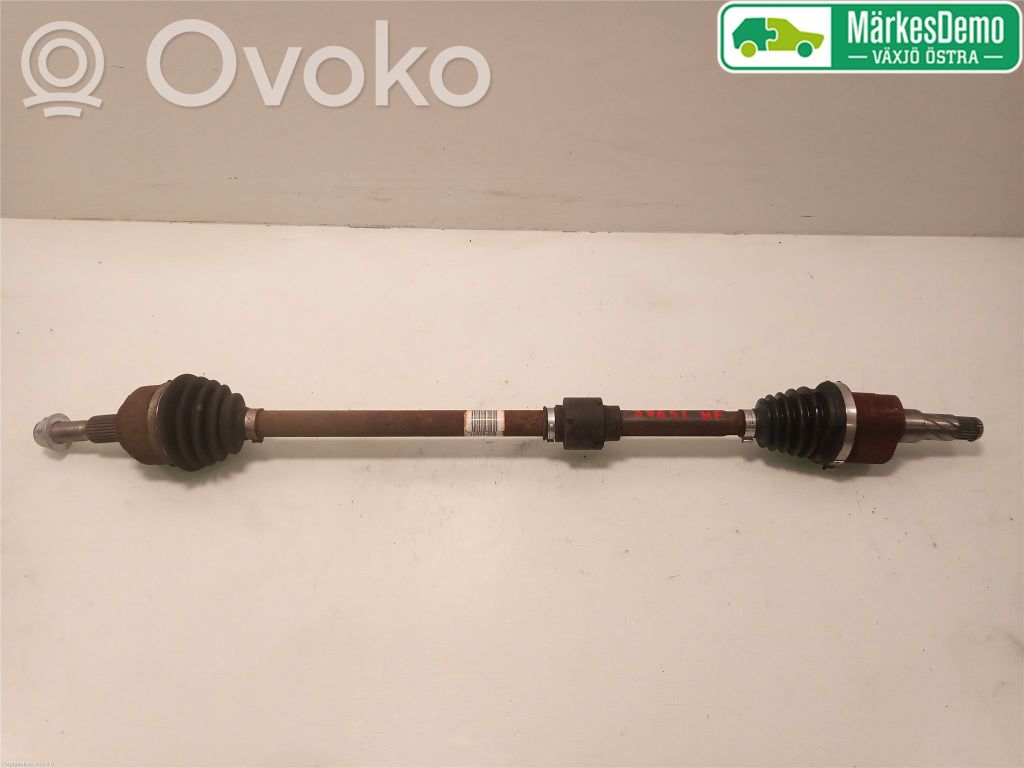 Ford Focus Priekinis pusašis 